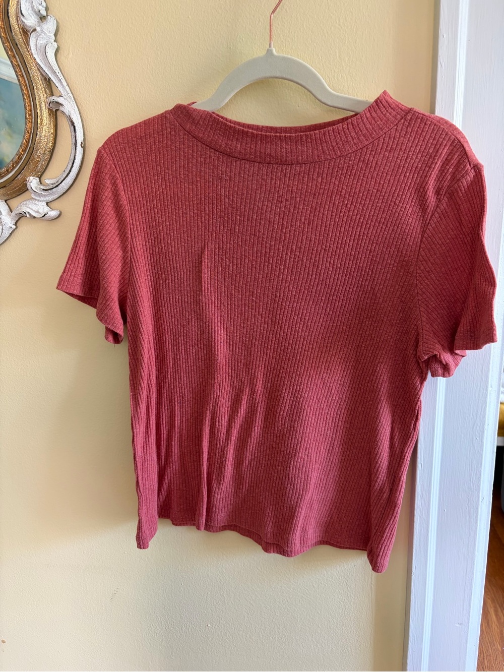 BP medium Women's Ribbed Short-Sleeve mock neck Top - Dusty Rose